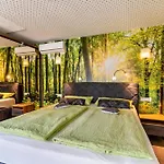 Azuria Schwarzwald Loft 아파트 *